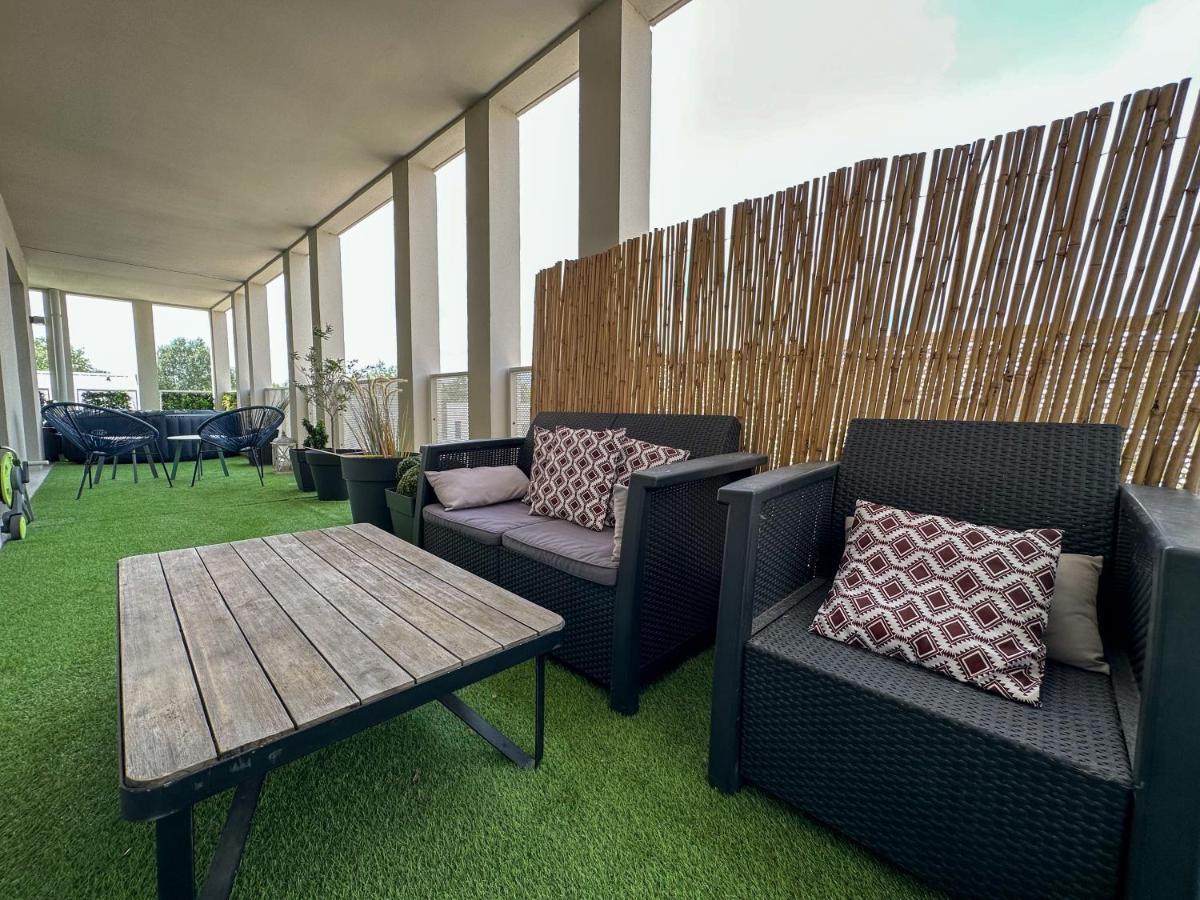 Loggia Dream Jacuzzi Daire Montévrain Dış mekan fotoğraf